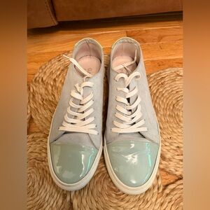 Garment Project Low Top Suede Light Green Tennis Shoes
EU 41 US Men 8.5